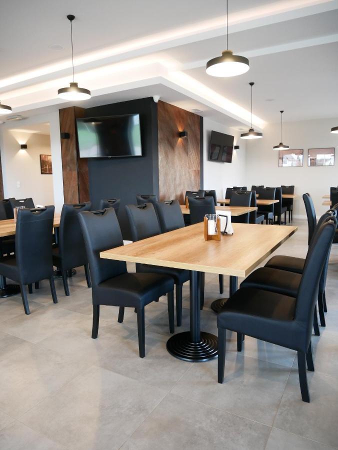 Przystanek Roszkow -Noclegi I Restauracja Eksteriør billede