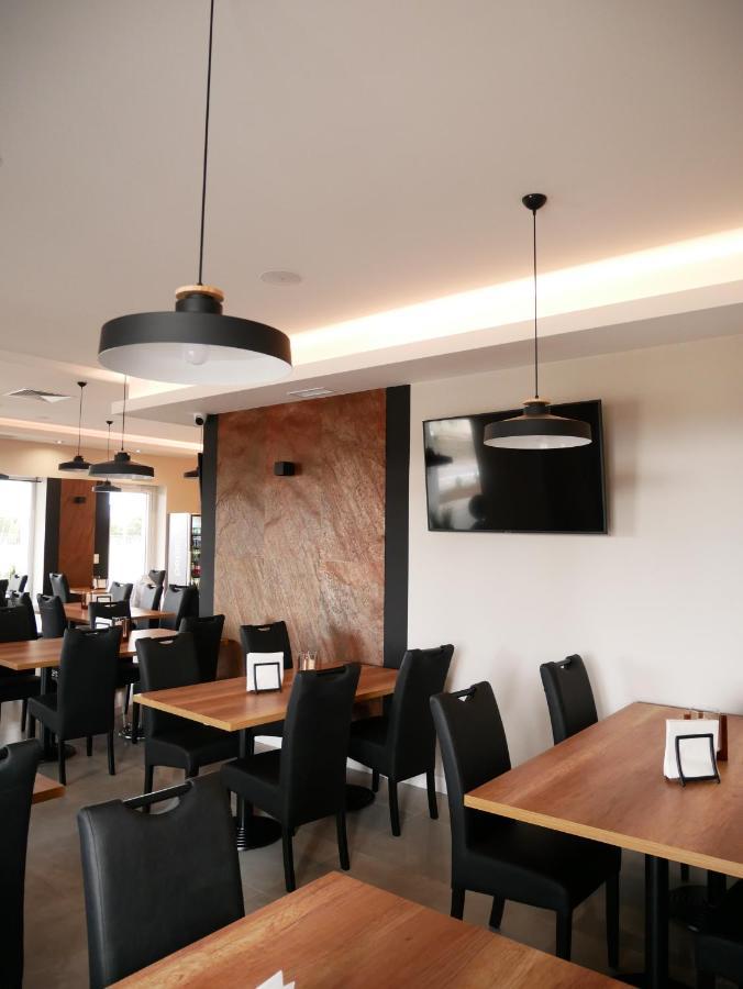 Przystanek Roszkow -Noclegi I Restauracja Eksteriør billede
